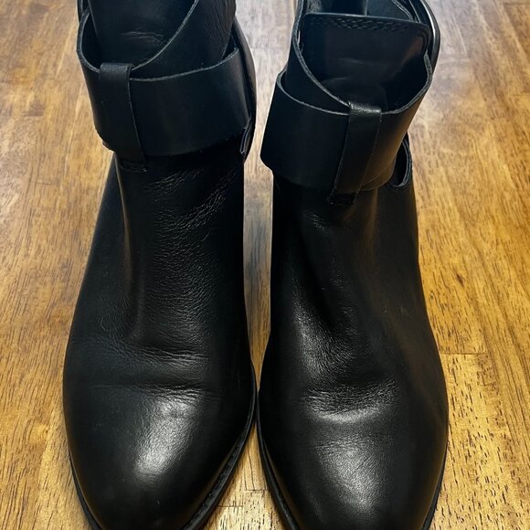 NWOT Women's Vionic Rory Black Leather Heeled Bootie Sz 10 - Picture 2 of 6